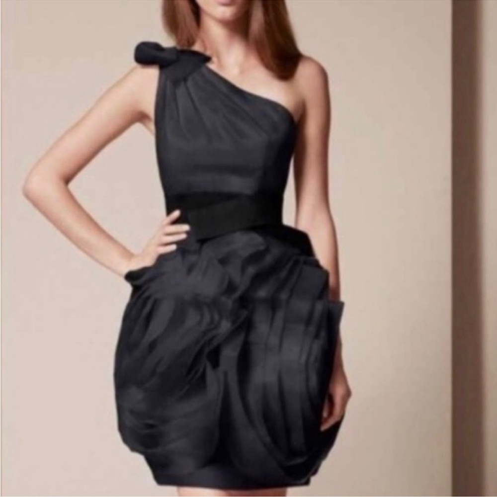White by Vera Wang Size 8 Black Ruffle One Shoulder Dress Size M Formal Swifty